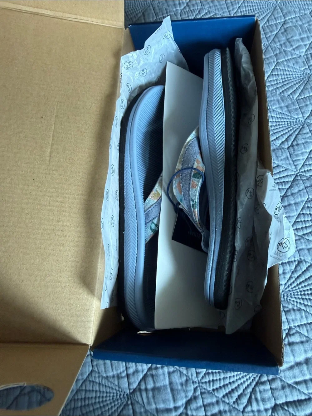 White Mountain FOM thong recovery sandal
